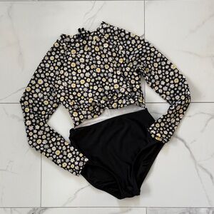 Art Class Daisy Print Rash Guard Swim Suit
